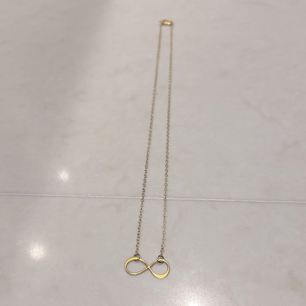 Infinity Loop Pendant Necklack - Picture 2 of 3